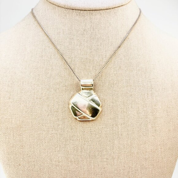 VTG Sterling Silver 925 Wrap Design Circle Pendant Necklace Size 18" Length - Picture 1 of 13